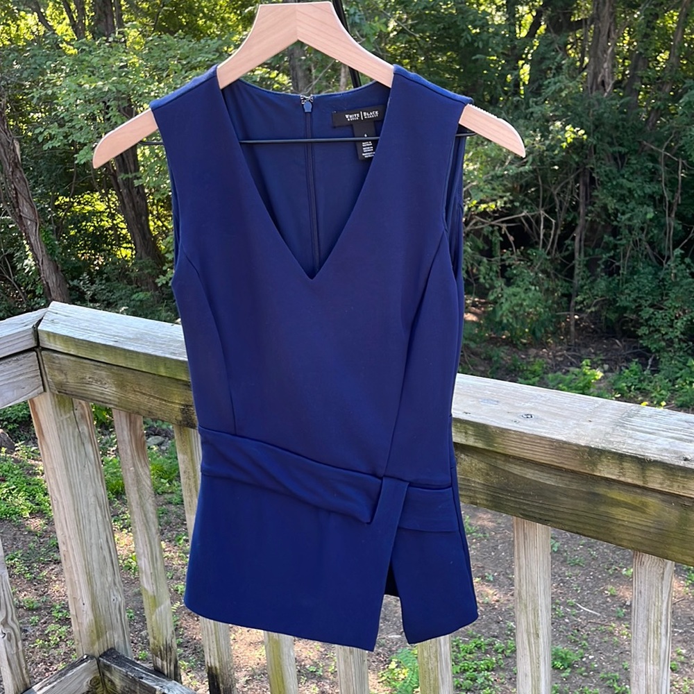 White House Black Market blue V-neck long line blouse